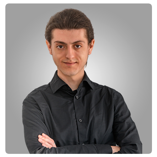 Năstase Victor, co-fondator VMWeb